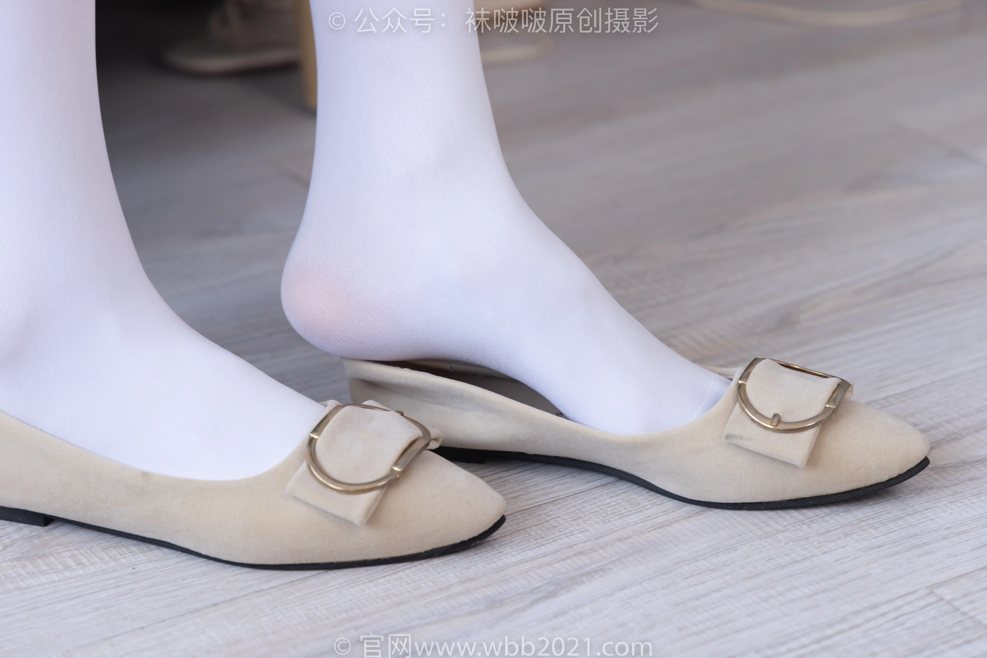 [BoBoSocks袜啵啵] NO.322 芝士-两双平底鞋、厚白丝（花絮版） 1